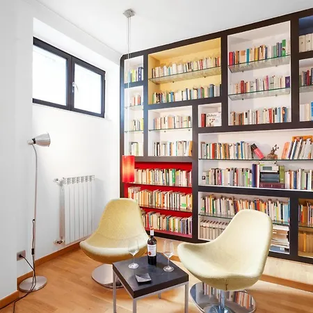 Apartment *movies & Books* Stylish House With Jacuzzi Bari