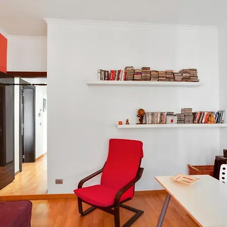 Apartment *movies & Books* Stylish House With Jacuzzi *